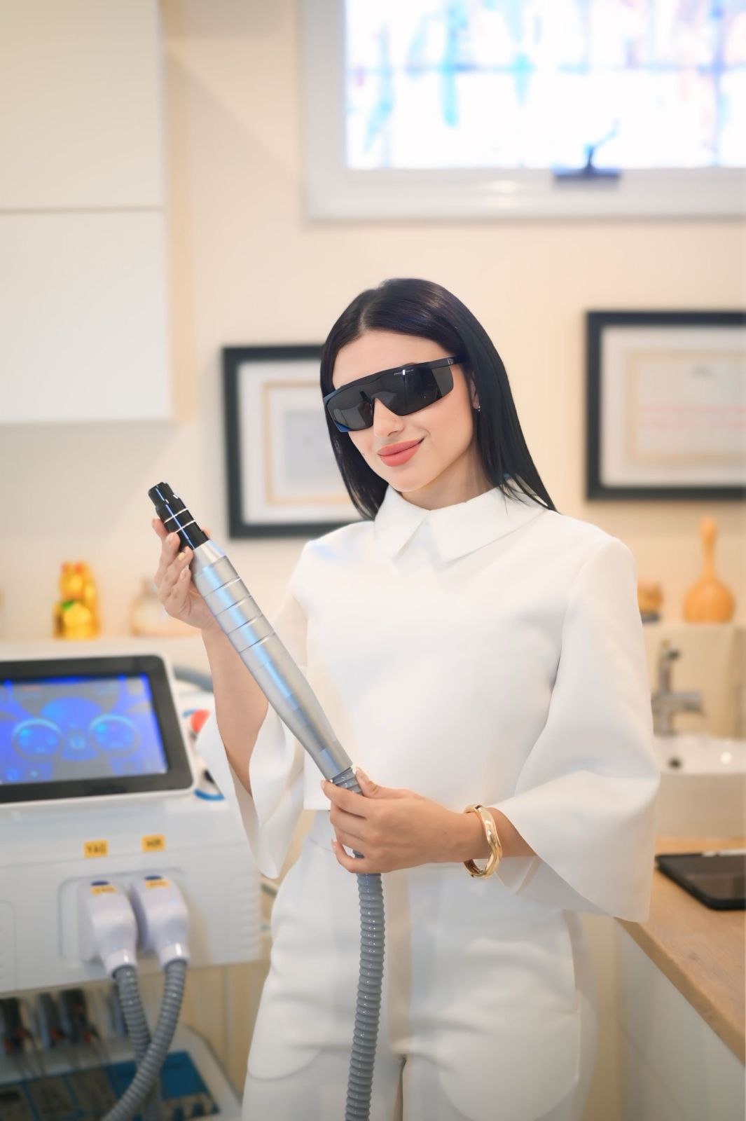 NYC Skincare Studio specialist with the Hollywood Peel laser device